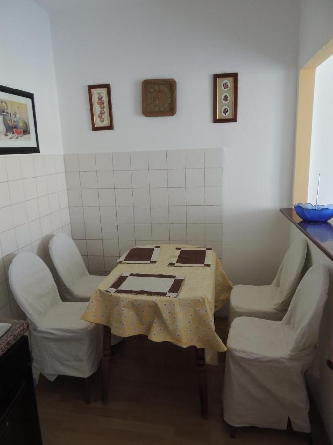 Apartman Husic Pag Town Exterior foto