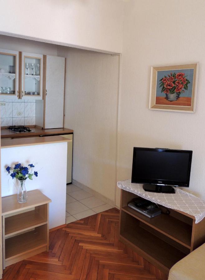 Apartman Husic Pag Town Exterior foto